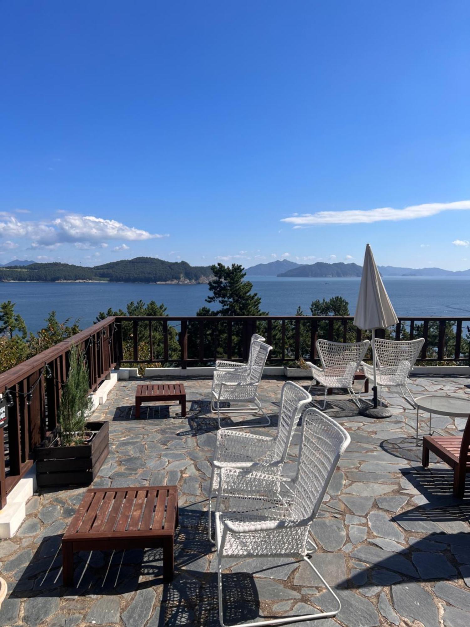 Country House Exclamation Mark & Comma Namhae Exterior foto